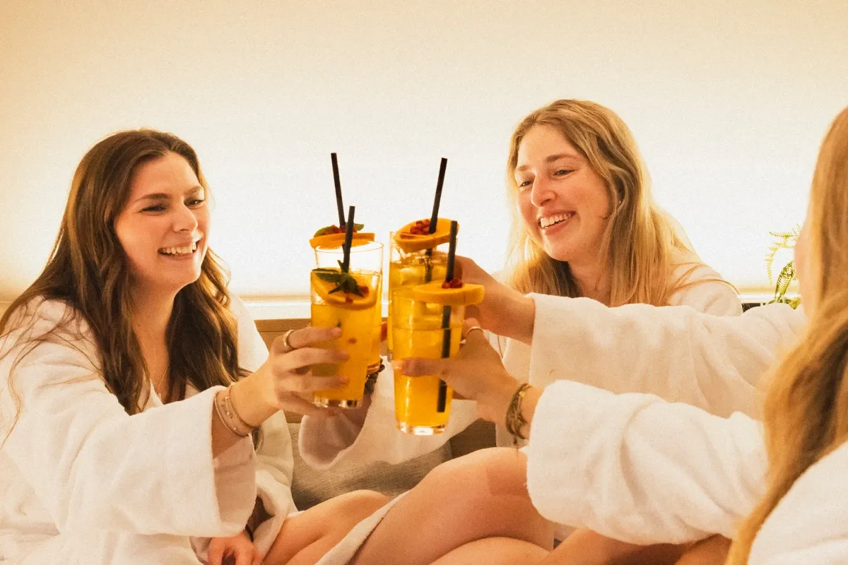 cocktails-happy